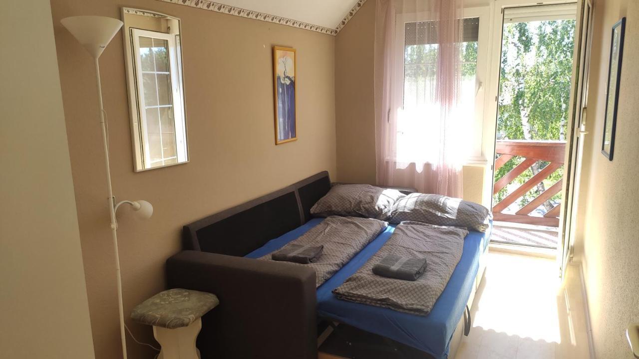 Lelle Lelke Apartmanhaz Lejlighed Balatonlelle Eksteriør billede